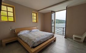 Lake View Cottage Beach